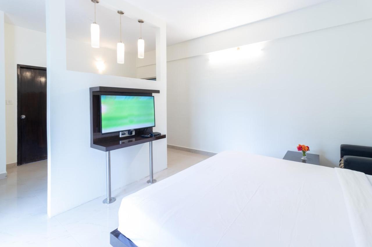 Sanctum Suites Domlur Bangalore Extérieur photo